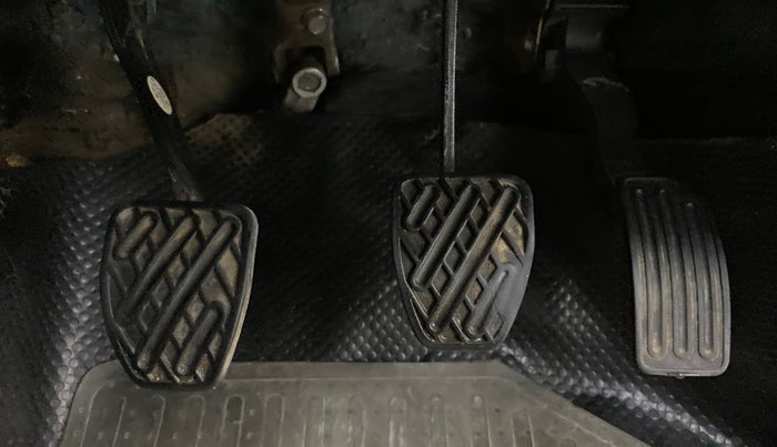 2016 Datsun Go Plus T, Petrol, Manual, 54,955 km, Pedals