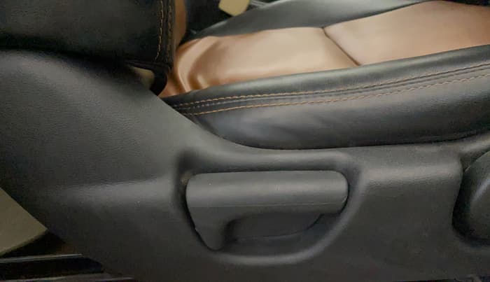 2016 Honda City 1.5L I-VTEC SV, Petrol, Manual, 37,150 km, Driver Side Adjustment Panel