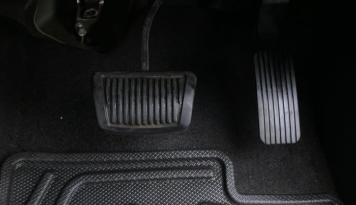 2020 Hyundai Verna SX (O) TURBO GDI AT, Petrol, Automatic, 32,205 km, Pedals