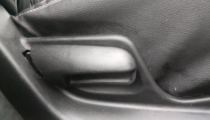 2016 Maruti Swift LXI, Petrol, Manual, 1,45,330 km, Driver Side Adjustment Panel