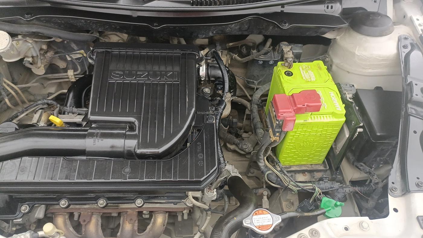 2016 Maruti Swift LXI, Petrol, Manual, 1,45,376 km, Engine View - Left