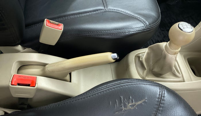 2013 Maruti Swift Dzire VXI, Petrol, Manual, 83,329 km, Gear Lever