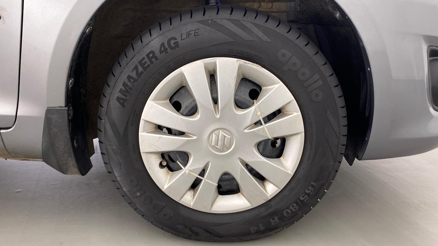 2013 Maruti Swift Dzire VXI, Petrol, Manual, 83,329 km, Right Front Wheel