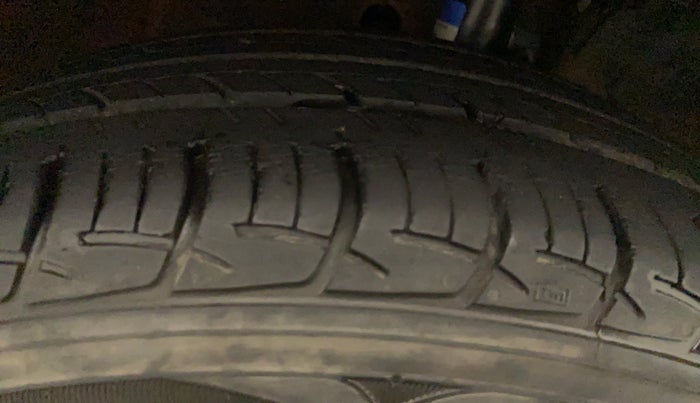 2017 Maruti Baleno DELTA CVT PETROL 1.2, Petrol, Automatic, 59,086 km, Right Rear Tyre Tread