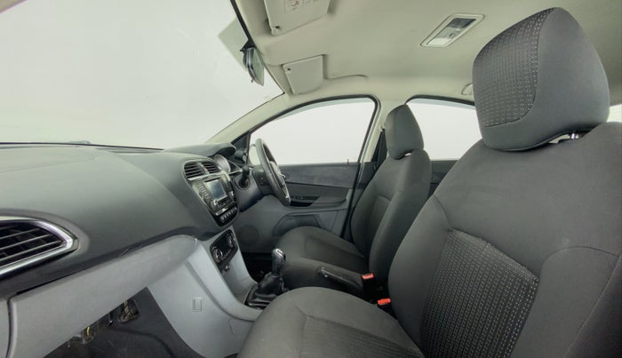 2017 Tata TIGOR XZ (O) PETROL, Petrol, Manual, 69,833 km, Right Side Front Door Cabin