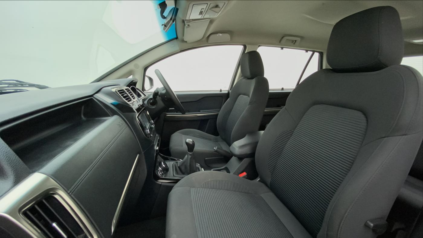 2017 Tata Hexa Varicor 400 XM, Diesel, Manual, 84,425 km, Right Side Front Door Cabin