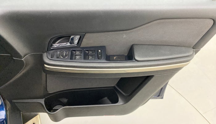 2017 Tata Hexa Varicor 400 XM, Diesel, Manual, 84,425 km, Driver Side Door Panels Control