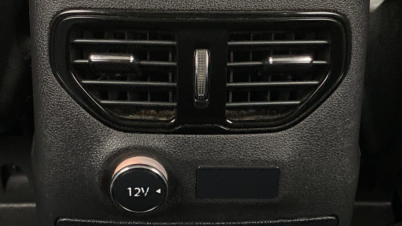 2017 Tata Hexa Varicor 400 XM, Diesel, Manual, 84,425 km, Rear AC Vents