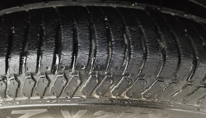 2017 Ford Ecosport TITANIUM 1.5L PETROL, Petrol, Manual, 64,027 km, Right Rear Tyre Tread