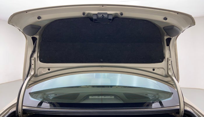 2009 Toyota Corolla Altis VL AT, Petrol, Automatic, 54,351 km, Boot Door Open