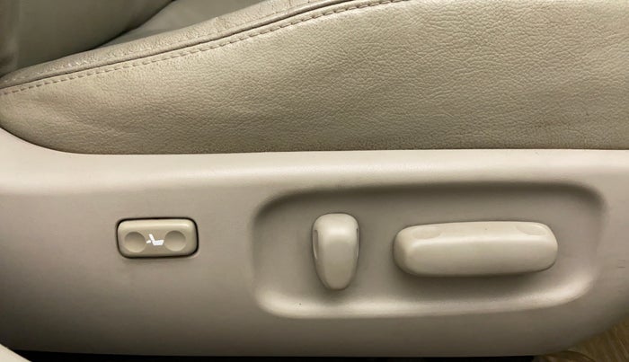 2009 Toyota Corolla Altis VL AT, Petrol, Automatic, 54,351 km, Driver Side Adjustment Panel
