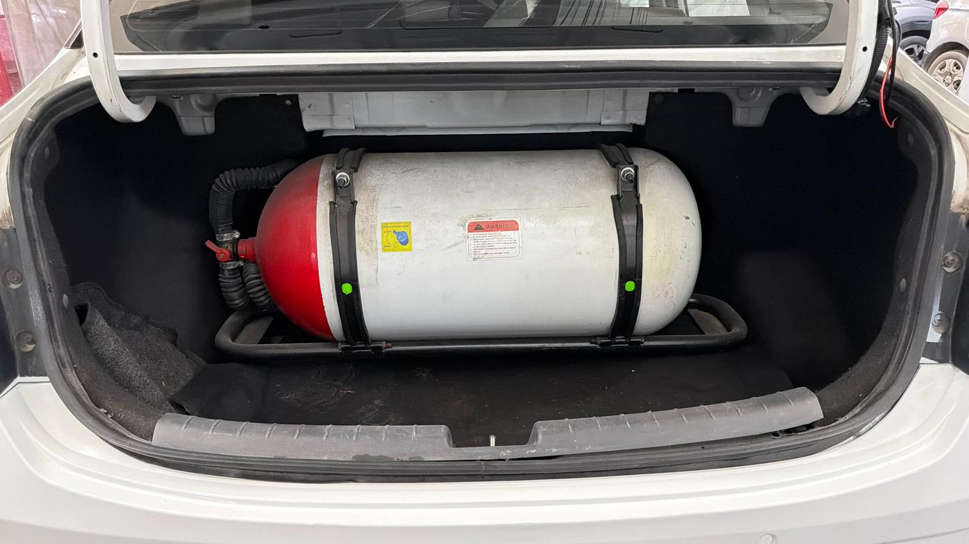 2021 Hyundai AURA S 1.2 CNG, CNG, Manual, 64,384 km, Boot Inside