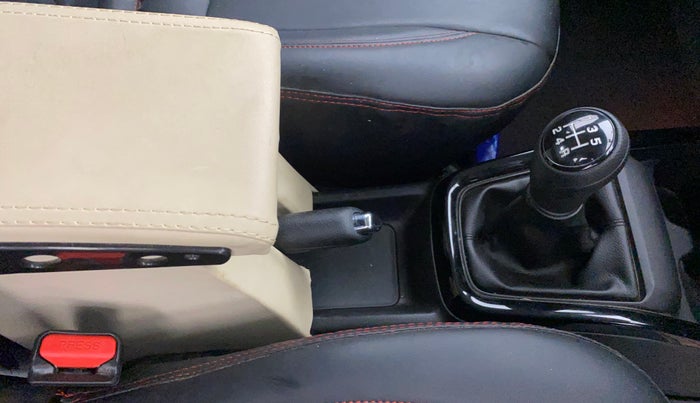 2024 Maruti Swift ZXi Plus, Petrol, Manual, 7,101 km, Gear Lever