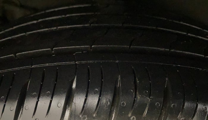 2024 KIA SONET HTX 1.0 TURBO PETROL IMT, Petrol, Manual, 20,407 km, Right Rear Tyre Tread