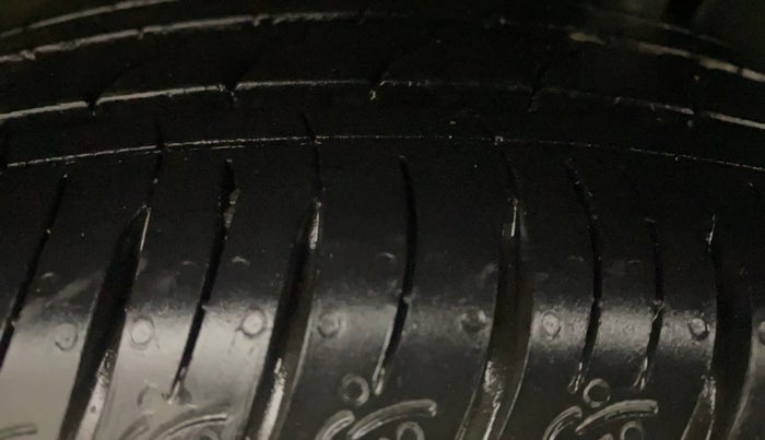 2024 KIA SONET HTX 1.0 TURBO PETROL IMT, Petrol, Manual, 20,407 km, Left Rear Tyre Tread