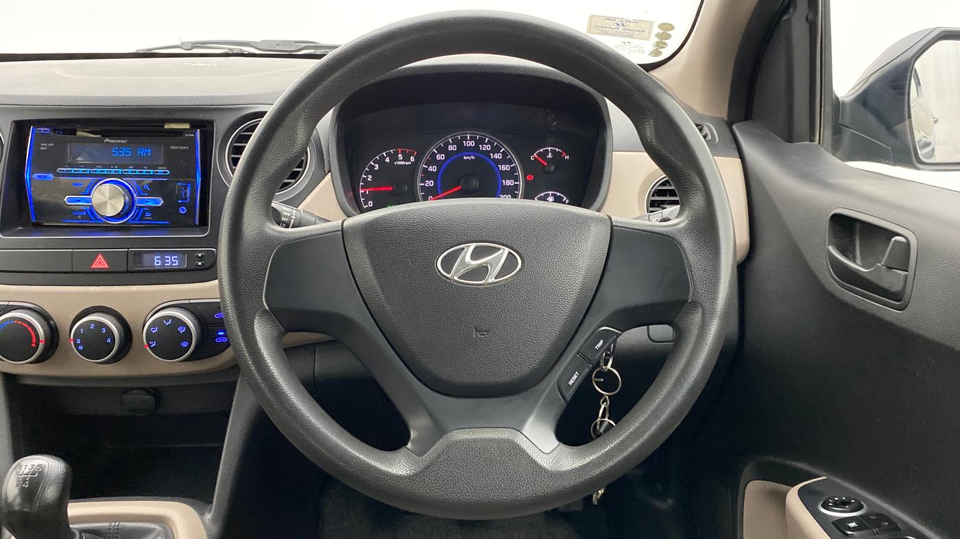 2013 Hyundai Grand i10 MAGNA 1.1 CRDI, Diesel, Manual, 78,896 km, Steering Wheel Close Up