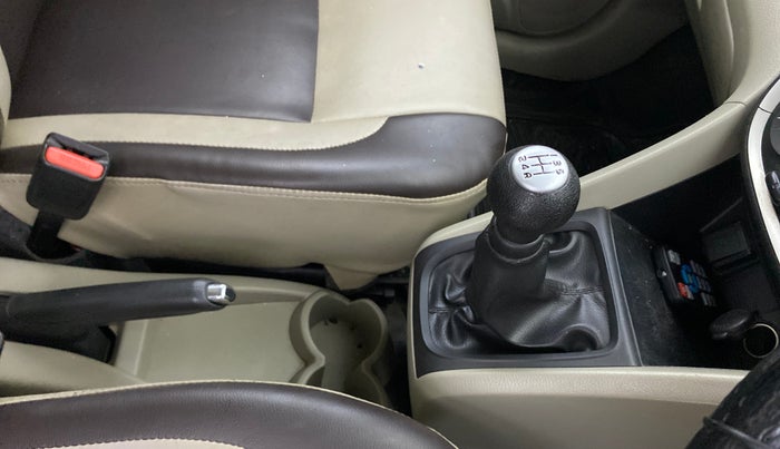 2016 Maruti Celerio ZXI, Petrol, Manual, 30,056 km, Gear Lever