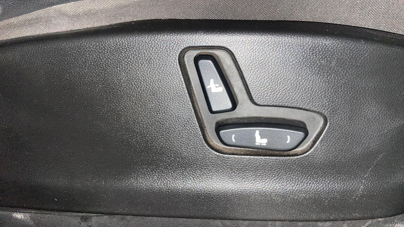 2019 MG HECTOR SHARP HYBRID 1.5 PETROL, Petrol, Manual, 77,872 km, Driver Side Adjustment Panel