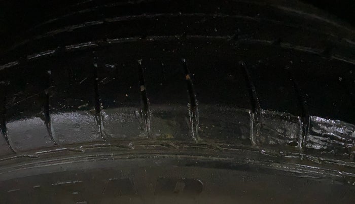 2019 MG HECTOR SHARP HYBRID 1.5 PETROL, Petrol, Manual, 77,872 km, Left Rear Tyre Tread