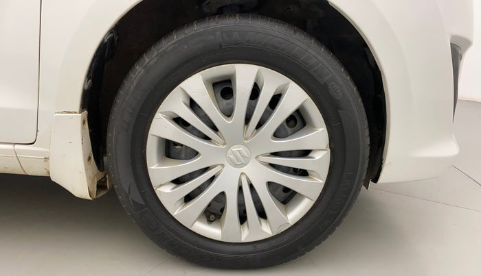 2014 Maruti Ertiga VXI, Petrol, Manual, 88,303 km, Right Front Wheel