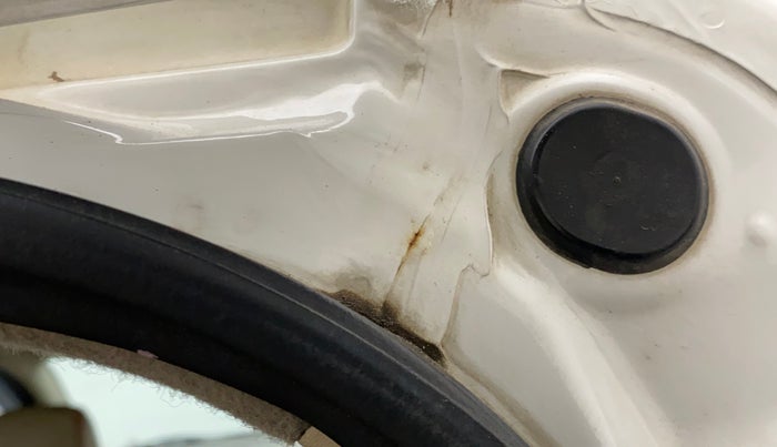 2014 Maruti Ertiga VXI, Petrol, Manual, 88,303 km, Dicky (Boot door) - Slightly rusted