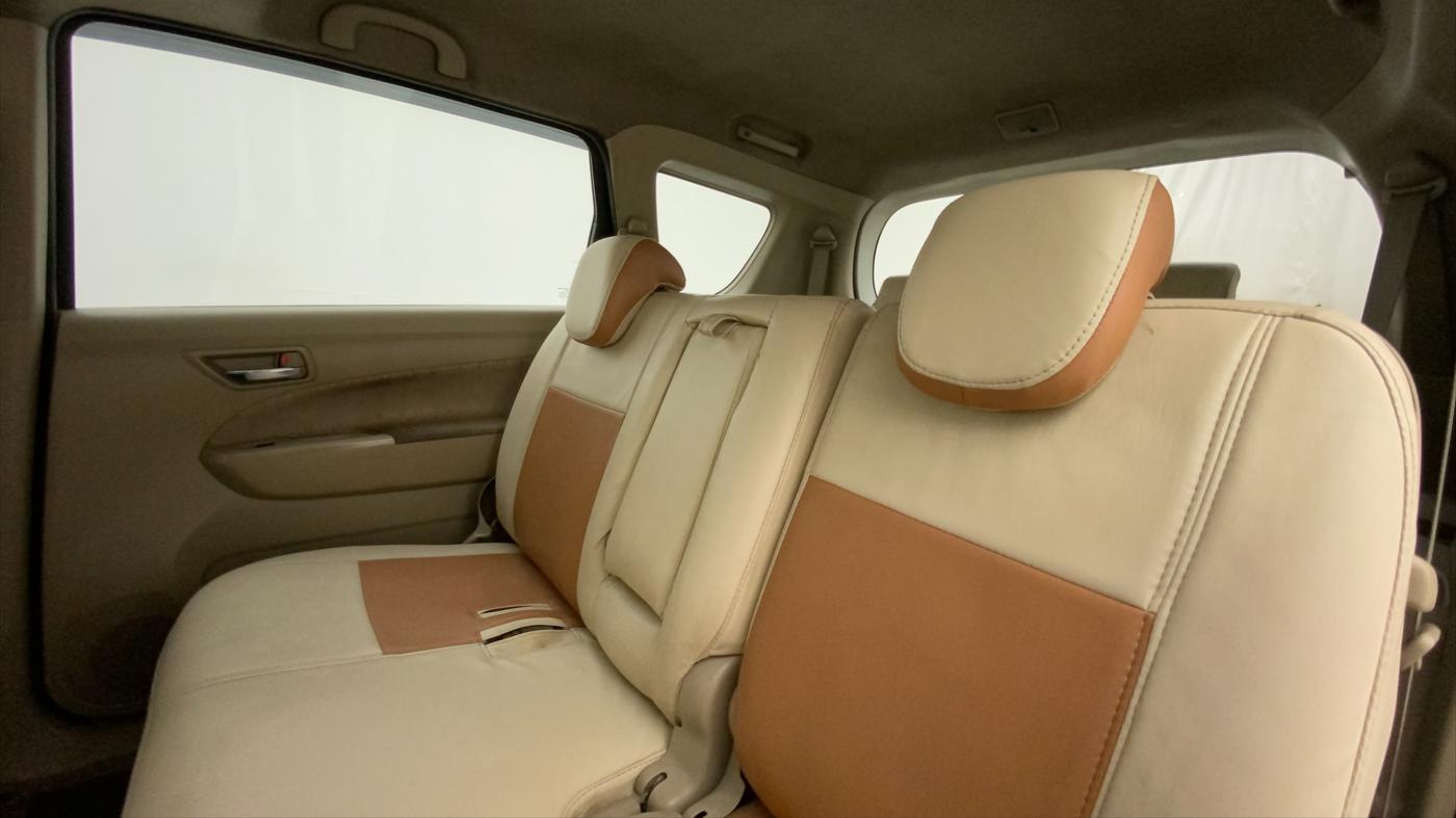 2014 Maruti Ertiga VXI, Petrol, Manual, 88,303 km, Right Side Rear Door Cabin