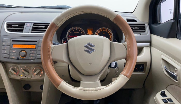 2014 Maruti Ertiga VXI, Petrol, Manual, 88,303 km, Steering Wheel Close Up