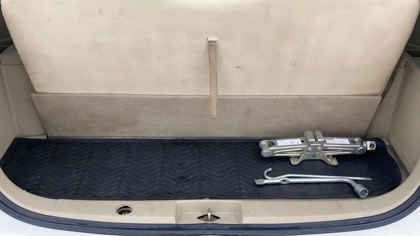 2014 Maruti Ertiga VXI, Petrol, Manual, 88,303 km, Boot Inside