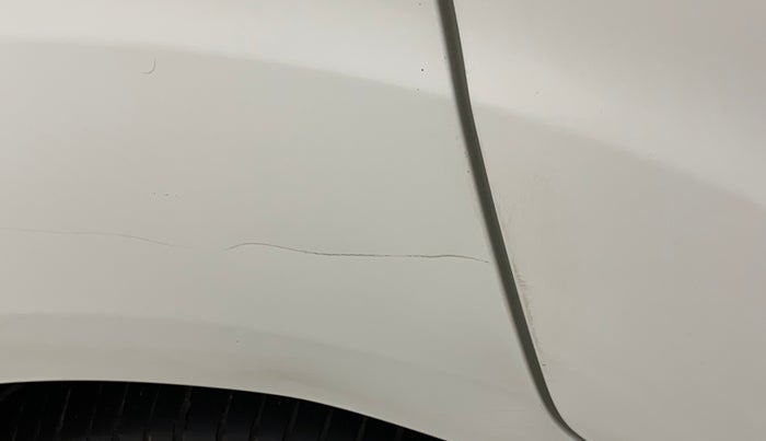 2014 Maruti Ertiga VXI, Petrol, Manual, 88,303 km, Right quarter panel - Minor scratches