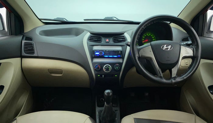 2017 Hyundai Eon ERA PLUS (O), Petrol, Manual, 20,765 km, Dashboard