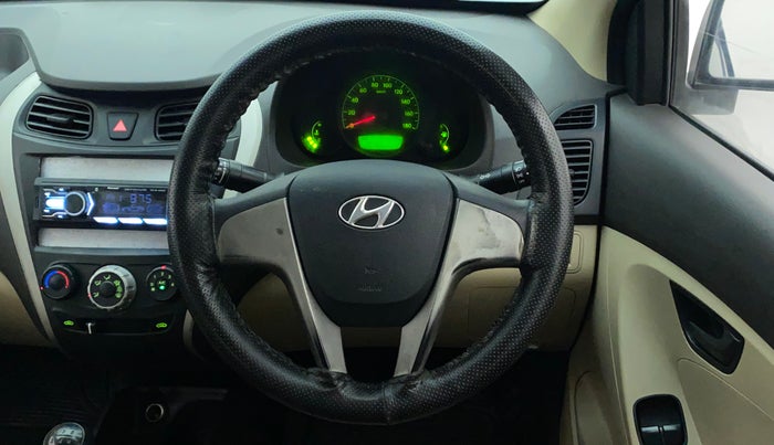2017 Hyundai Eon ERA PLUS (O), Petrol, Manual, 20,765 km, Steering Wheel Close Up