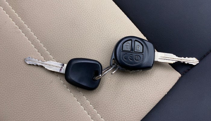 2017 Maruti Celerio ZXI, Petrol, Manual, 17,223 km, Key Close Up