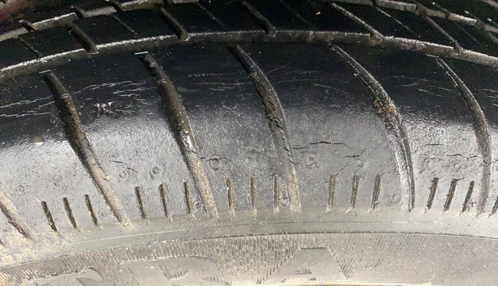 2017 Maruti Celerio ZXI, Petrol, Manual, 17,223 km, Left Rear Tyre Tread