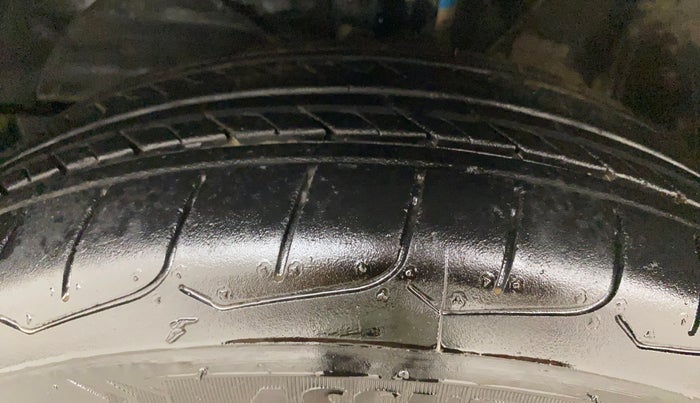 2023 Toyota Glanza S, Petrol, Manual, 79,583 km, Left Front Tyre Tread