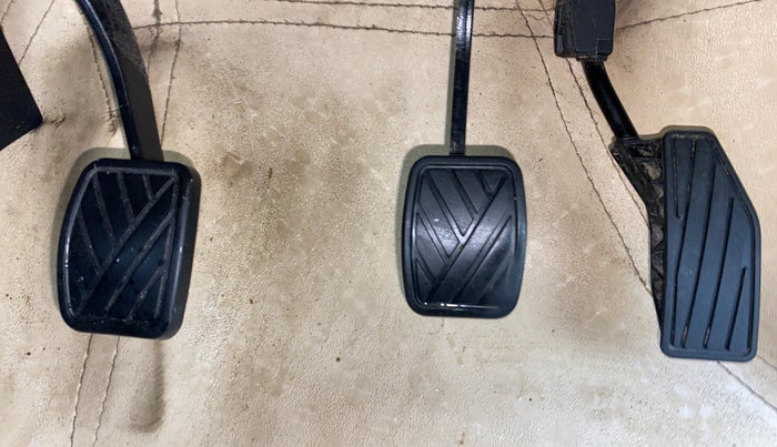 2023 Toyota Glanza S, Petrol, Manual, 79,583 km, Pedals