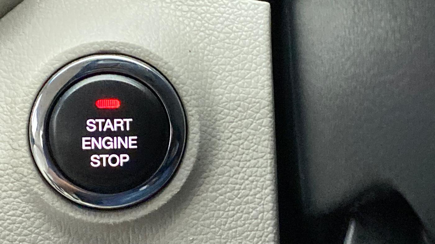 2020 Mahindra XUV300 W8 (O) 1.5 DIESEL, Diesel, Manual, 89,422 km, Keyless Start/ Stop Button