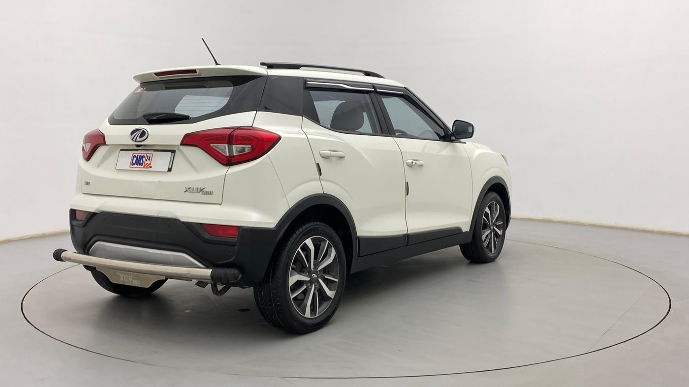 2020 Mahindra XUV300 W8 (O) 1.5 DIESEL, Diesel, Manual, 89,422 km, Right Back Diagonal