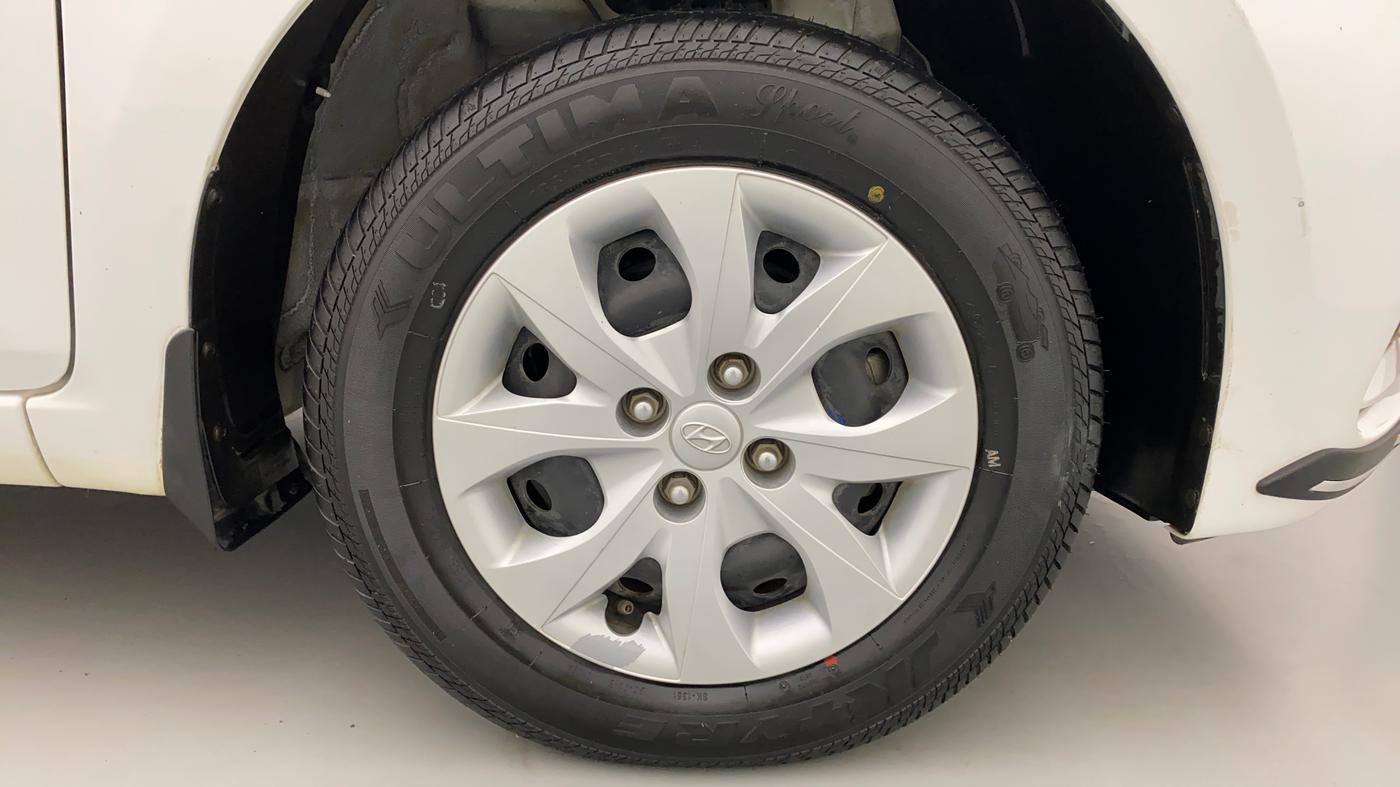2019 Hyundai Elite i20 1.2 MAGNA PLUS VTVT, Petrol, Manual, 20,049 km, Right Front Wheel