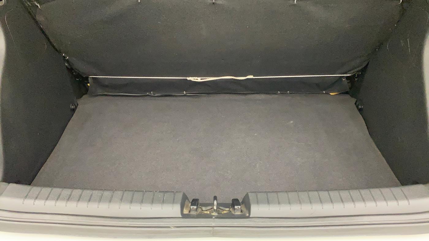 2019 Hyundai Elite i20 1.2 MAGNA PLUS VTVT, Petrol, Manual, 20,049 km, Boot Inside