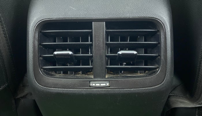 2020 MG HECTOR SHARP DCT PETROL, Petrol, Automatic, 53,159 km, Rear AC Vents