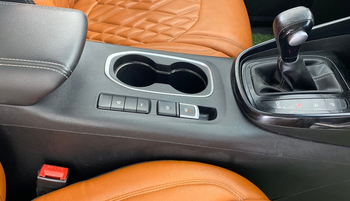 2020 MG HECTOR SHARP DCT PETROL, Petrol, Automatic, 53,159 km, Gear Lever
