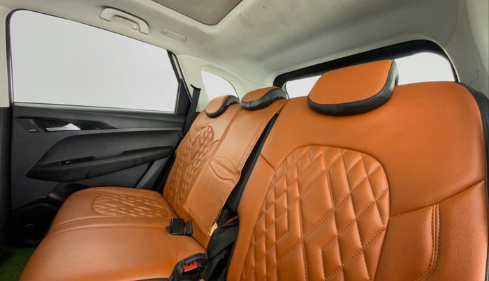 2020 MG HECTOR SHARP DCT PETROL, Petrol, Automatic, 53,159 km, Right Side Rear Door Cabin