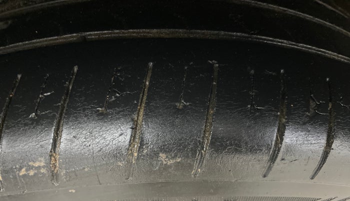 2021 Tata ALTROZ XZ PLUS DIESEL, Diesel, Manual, 49,990 km, Right Rear Tyre Tread