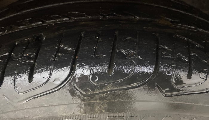 2021 Tata ALTROZ XZ PLUS DIESEL, Diesel, Manual, 49,990 km, Right Front Tyre Tread