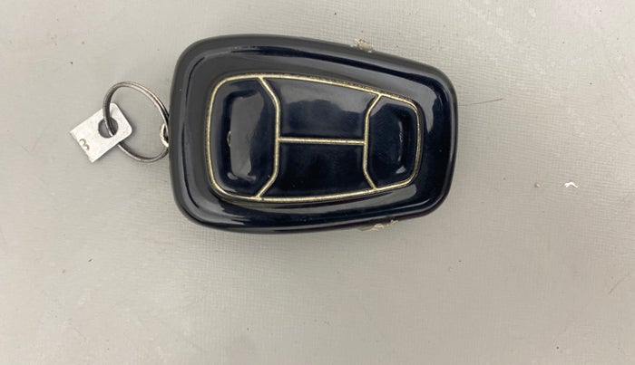 2021 Tata ALTROZ XZ PLUS DIESEL, Diesel, Manual, 49,990 km, Key Close Up