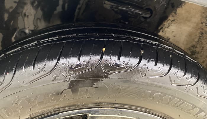2018 Maruti IGNIS ZETA 1.2 AMT, Petrol, Automatic, 73,450 km, Left Front Tyre Tread