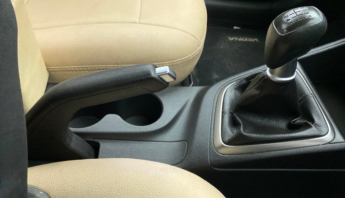 2019 Hyundai Verna 1.4 E PETROL, Petrol, Manual, 31,310 km, Gear Lever