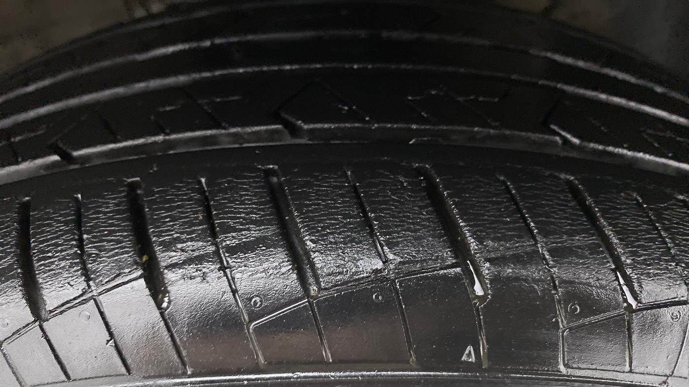 2019 Hyundai Verna 1.4 E PETROL, Petrol, Manual, 31,310 km, Right Front Tyre Tread