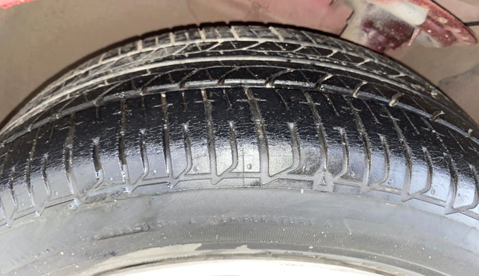 2017 Hyundai Elite i20 ASTA 1.2, Petrol, Manual, 45,843 km, Left Front Tyre Tread