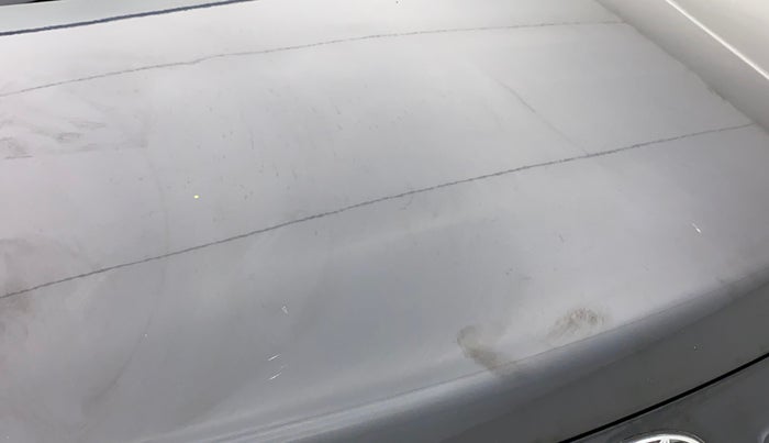 2018 Mahindra TUV 300 PLUS P8, Diesel, Manual, 83,004 km, Bonnet (hood) - Minor scratches